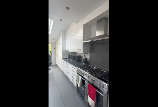 Room to rent in Balham  Main Photo