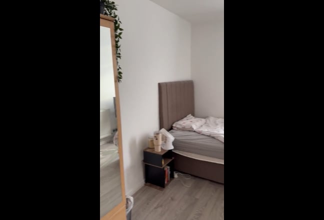Cozy & Convenient Room to Rent in Canary Wharf Main Photo