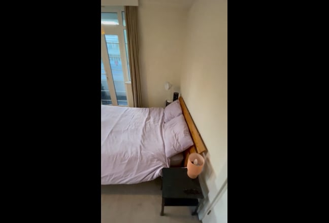 Double Room in Balham with Balcony Main Photo