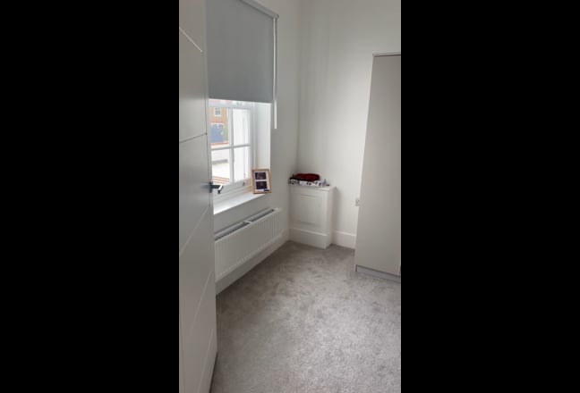Free for rent Main Photo