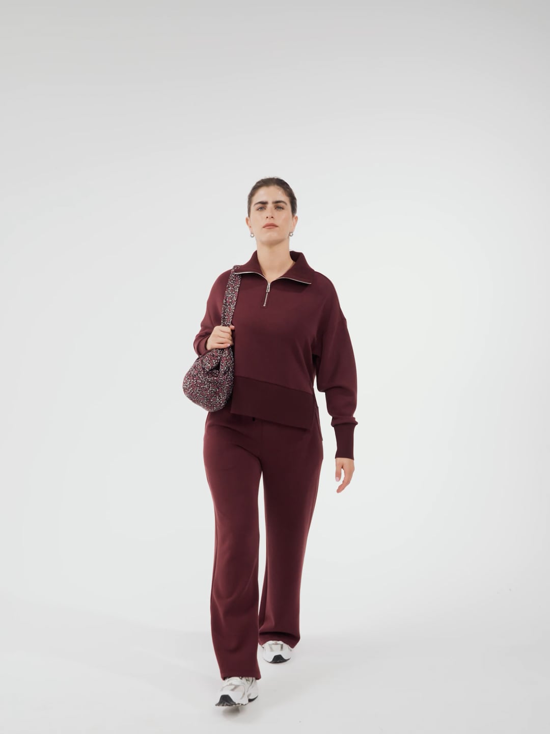 סווטשירט גולף מבד רך ונעים למגע