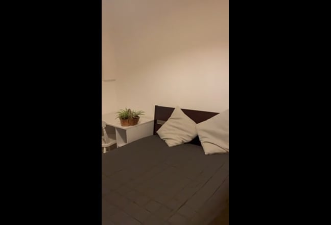 Double room available close to Crofton Park St. Main Photo