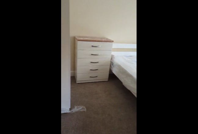 Affordable, Comfortable Room in Great Location Main Photo
