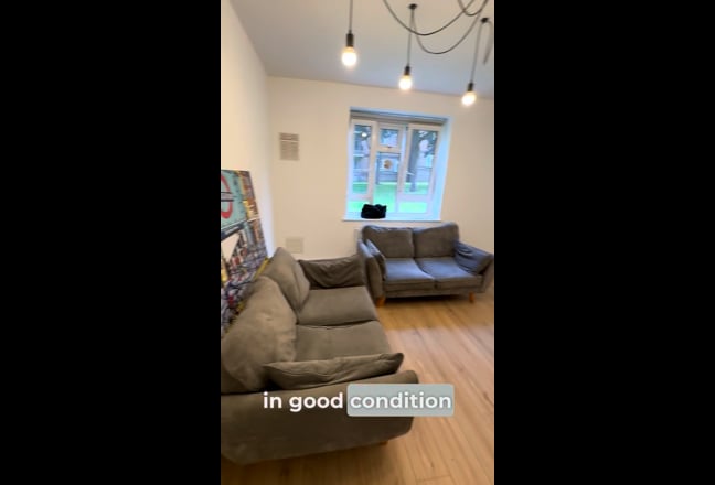 4 double bed 2 bath top floor with balcony Main Photo