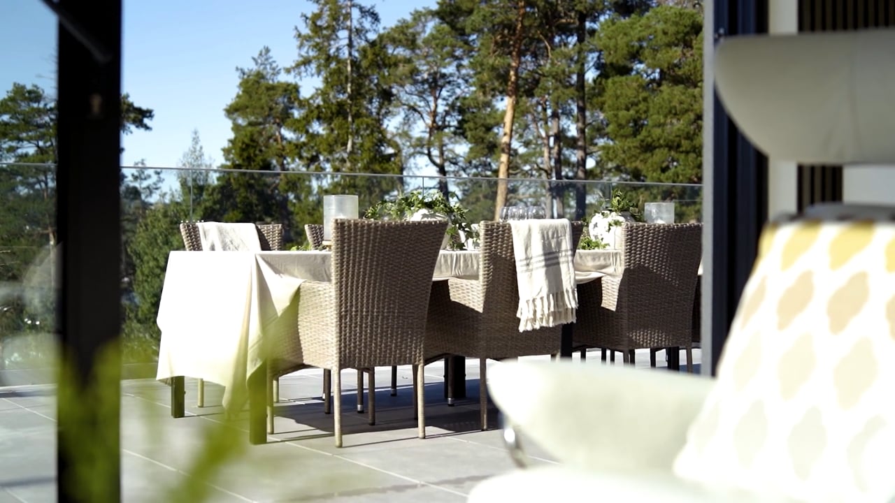 5 rum Villa på Falkbergsvägen 13 Landsnora Sollentuna kommun - video