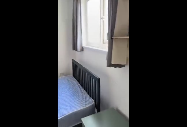 Urgent Room Available Main Photo
