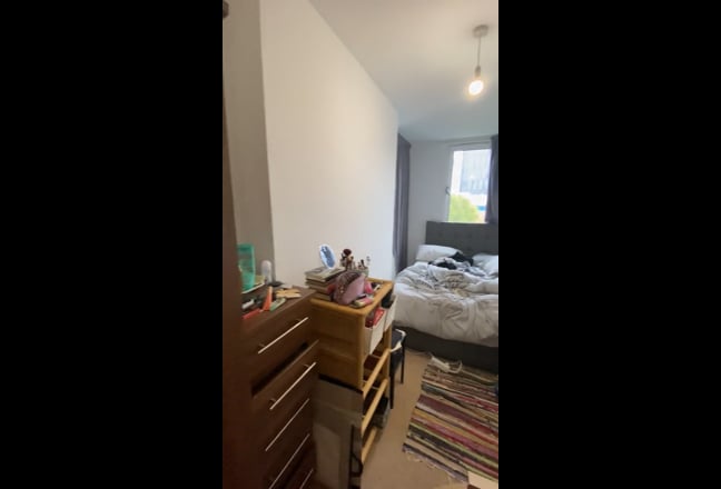 Room in Stratford 3 beds apartment Main Photo