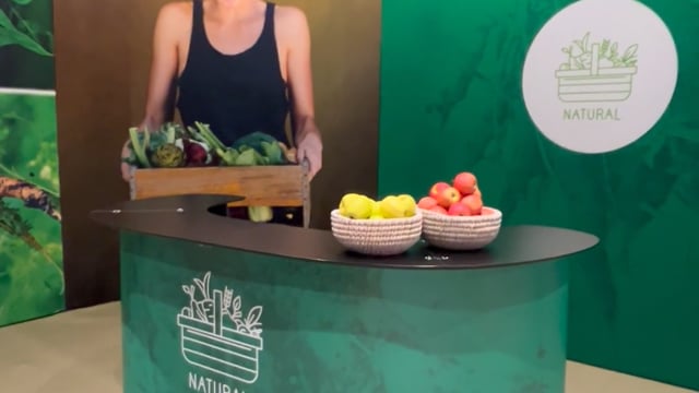 A portable & super spacious counter for your events and exhibitions - Expand PodiumCase XL