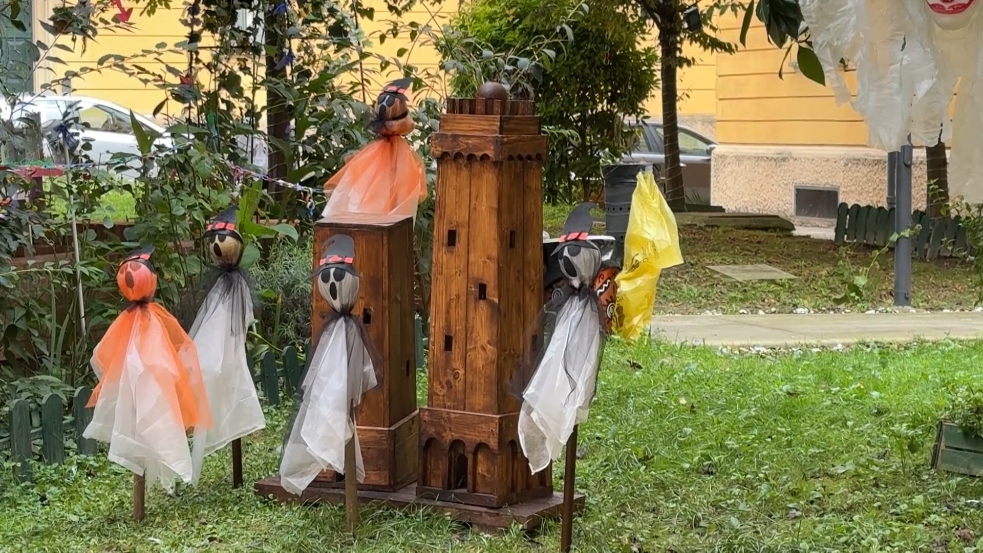 In corte Rimesse a Bologna è già Halloween