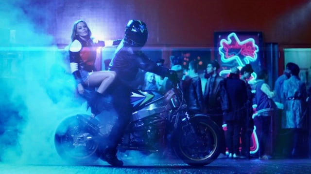 Kylie Minogue - Timebomb