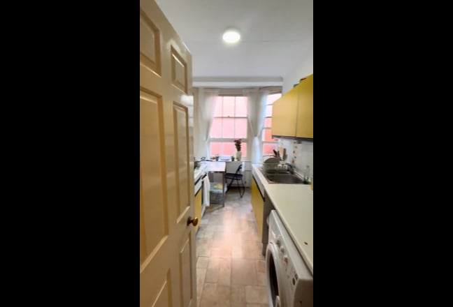 Bond Street Flat - Female Flatmate (Students) Main Photo