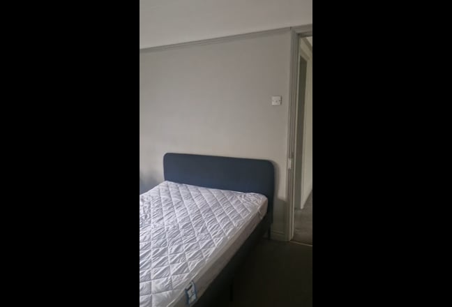 2 double bedrooms in excellant area Golden triangl Main Photo