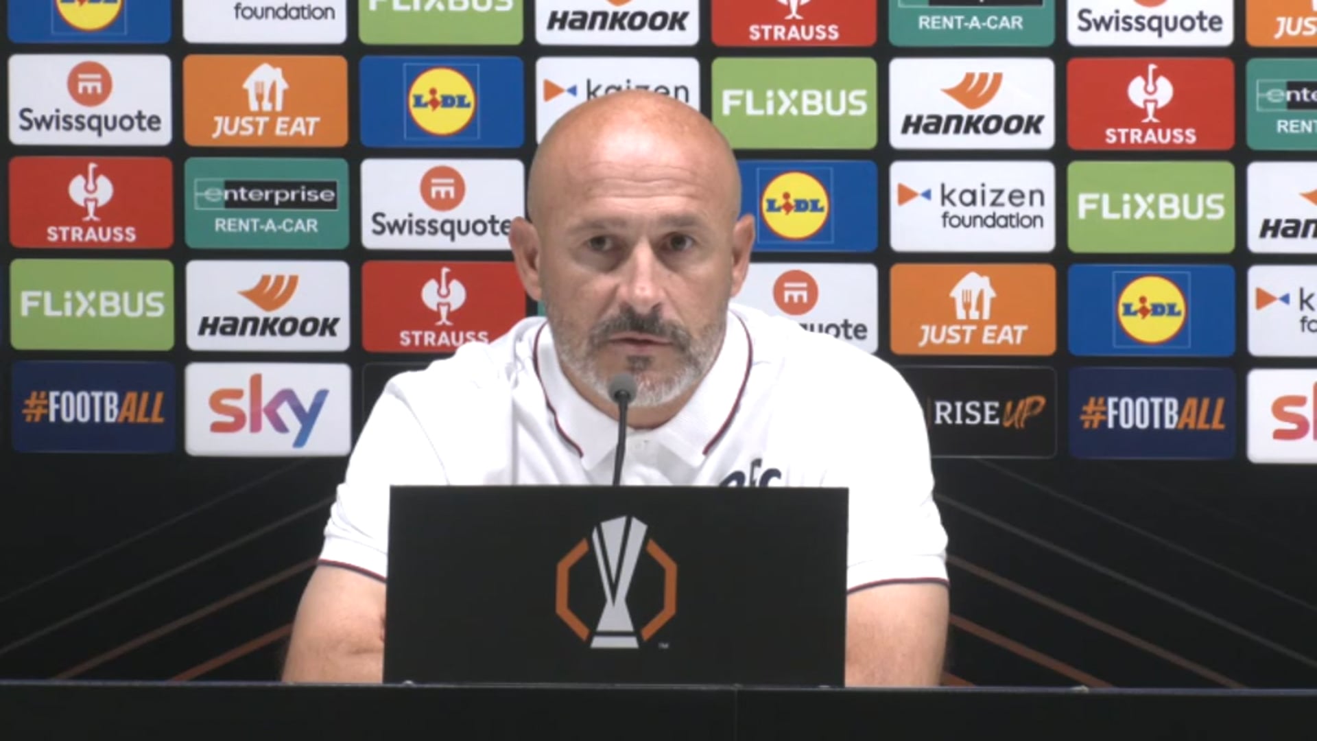 Torna l’Europa, Vincenzo Italiano: “Col Friburgo dobbiamo migliorare sotto tutti i punti di vista”