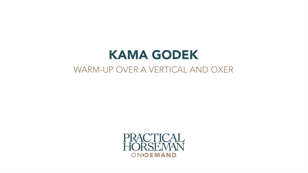Warm-up Over a Vertical and Oxer | Kama Godek | Rider 1- PART 02