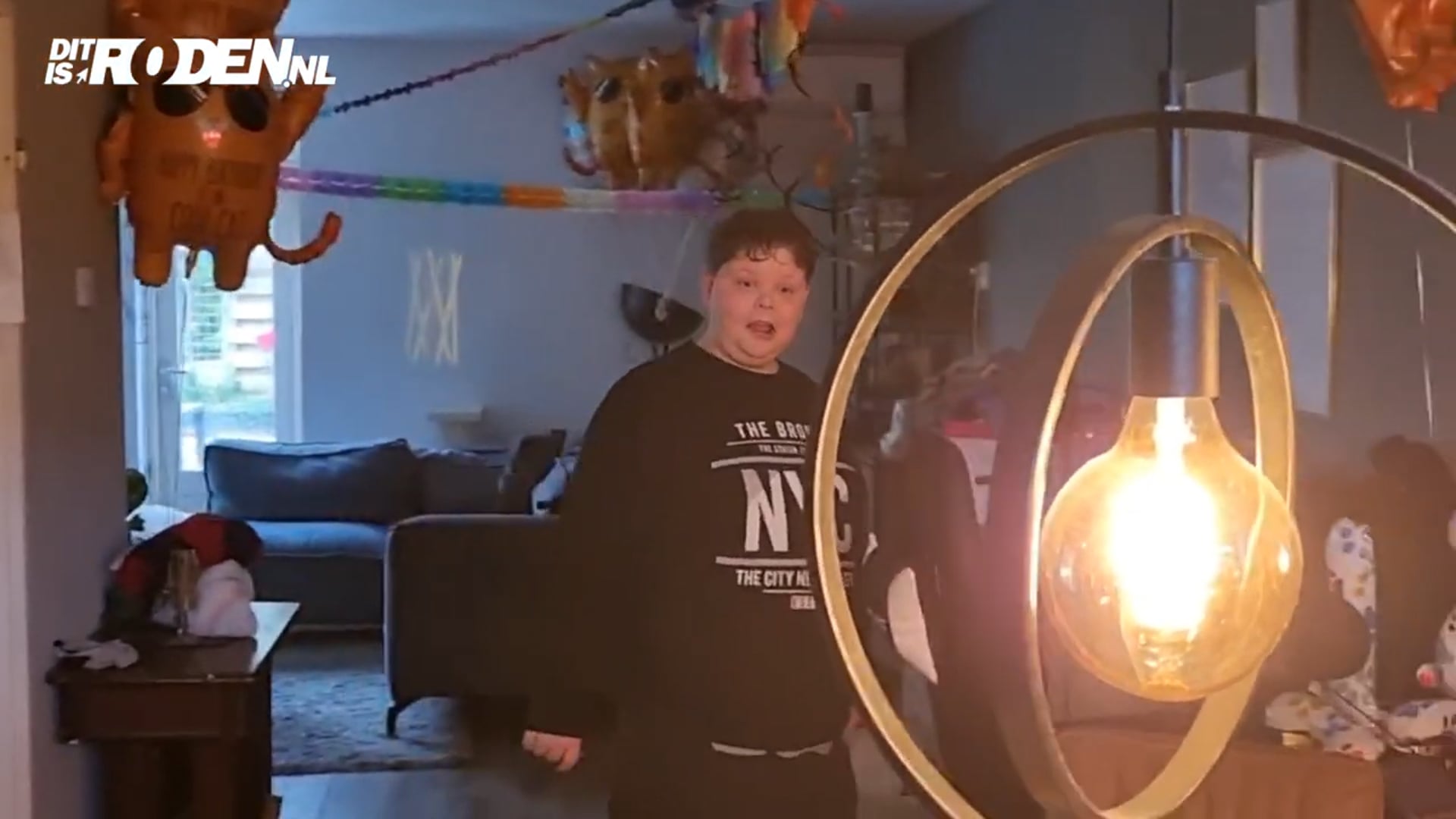 Tygo viert vandaag zijn 12e verjaardag en wordt enorm verrast!