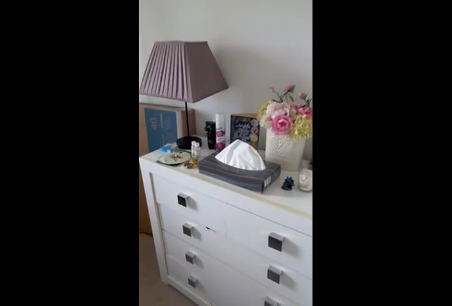Bedroom in 2 bed flat  Main Photo