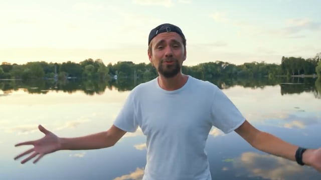 faire le montage video de ton vlog / travel youtube channel