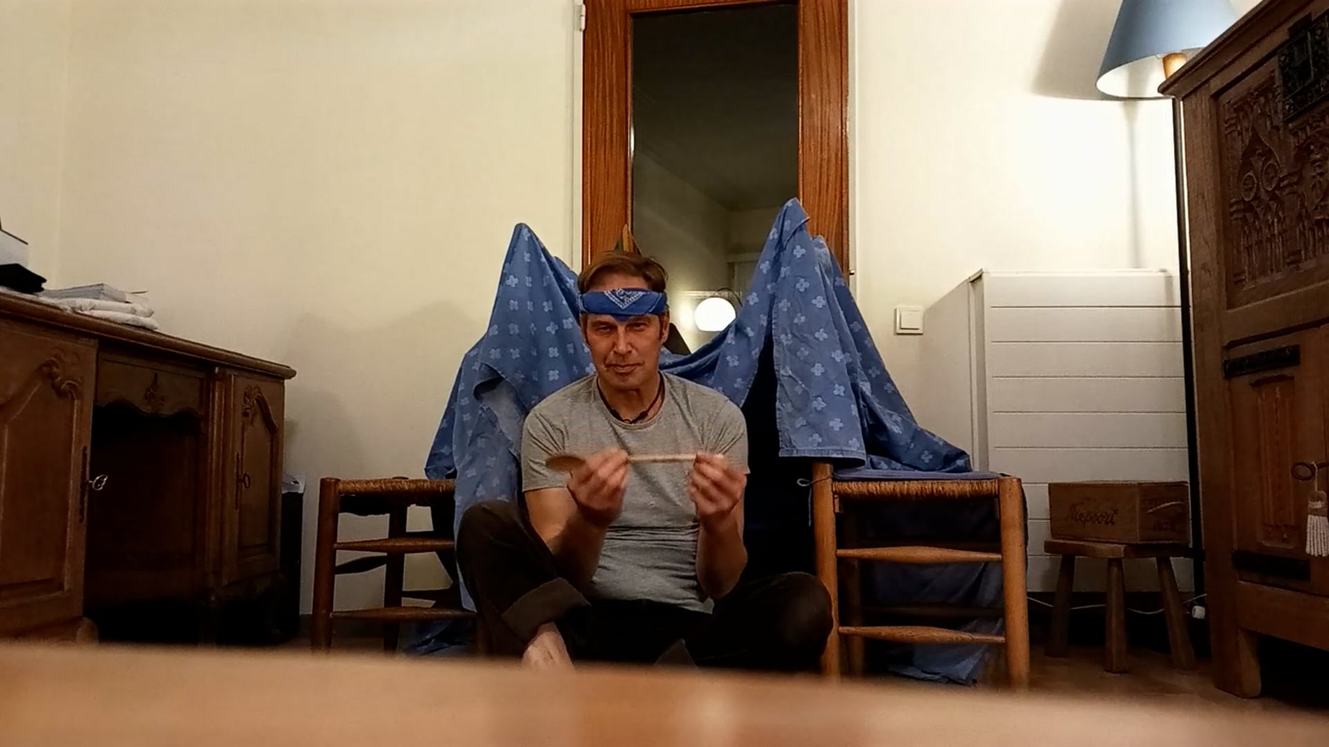 Marc Hens - Cowboys en indianen in de speelgoedwinkel