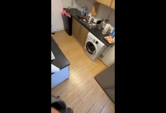 Room  Main Photo