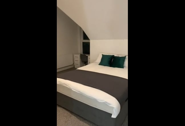Luxury Rooms - Zero Deposit Main Photo