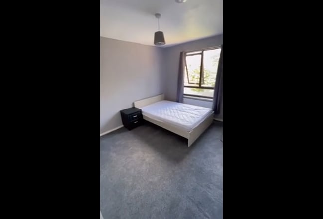 Double room | Bills included | Refurbished Main Photo