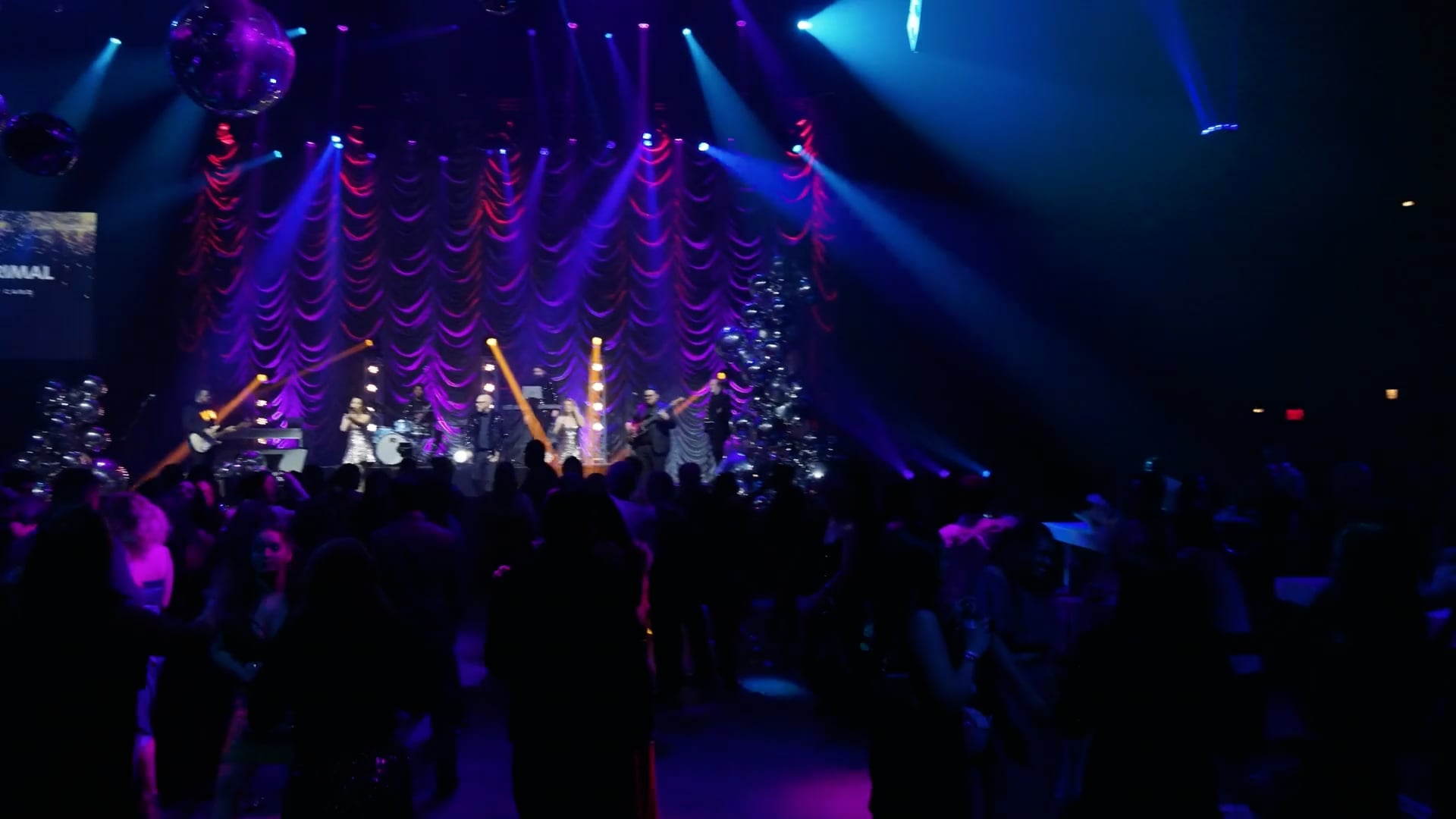 HIGHLIGHTS - Live at The Moody Theater, Austin, TX