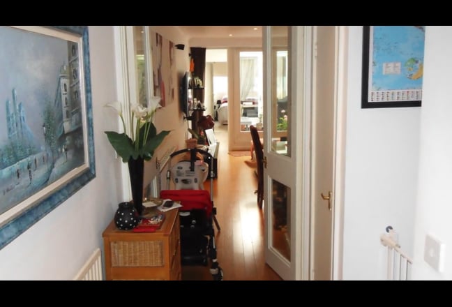 Bright Large Double in 3 BR W2 flat, 24hr security Main Photo