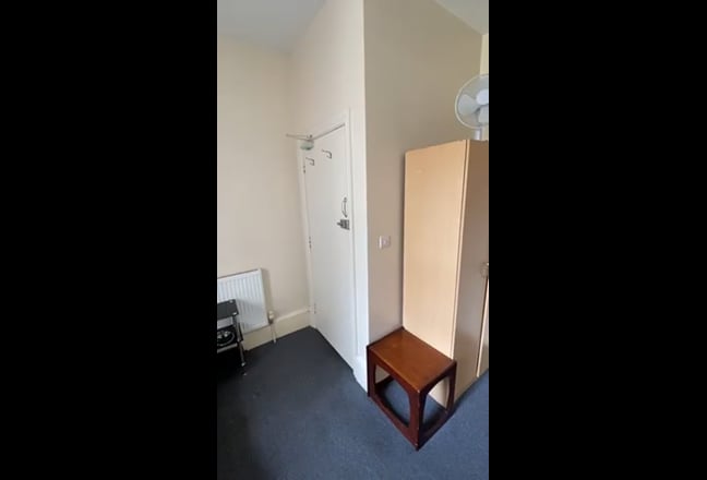 Double Room ALL INC -  £165pw. Available 19 Oct Main Photo