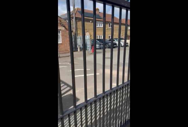 Single Room for Rent in Feltham near train station Main Photo