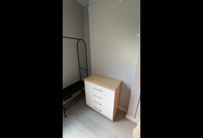 Double Room Available - Camberwell South London Main Photo