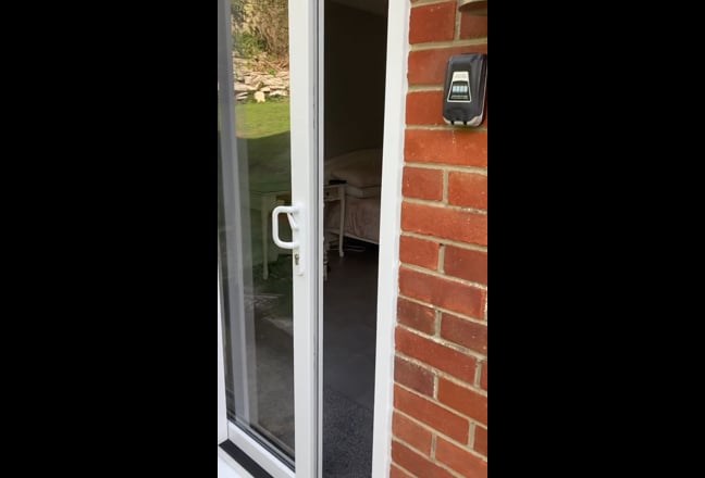 Lovely double, ensuite room in Annex Main Photo