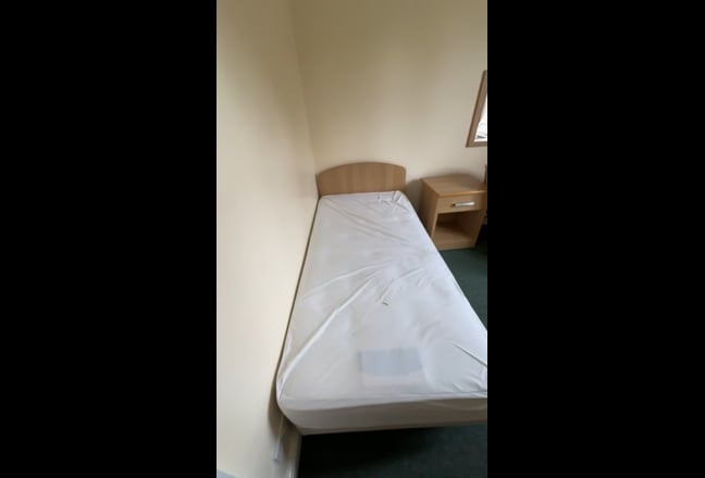 Shared property in Bourneville Main Photo