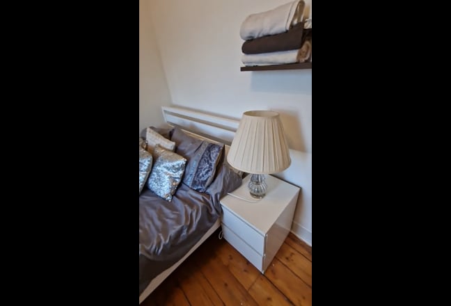 Studio on Millbrae Rd,500M Queens Pk,inc All Bills Main Photo