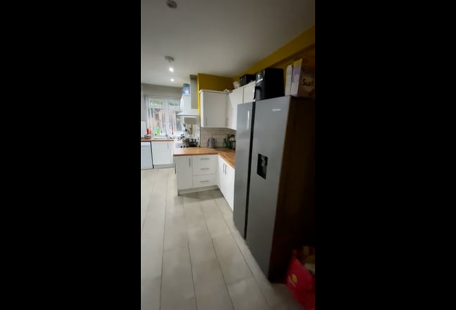 🛏️ Double Rooms Available - Move in Today 🛏️ Main Photo