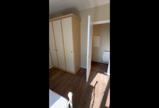 Recently Renovated 4 beautiful rooms available Now Main Photo