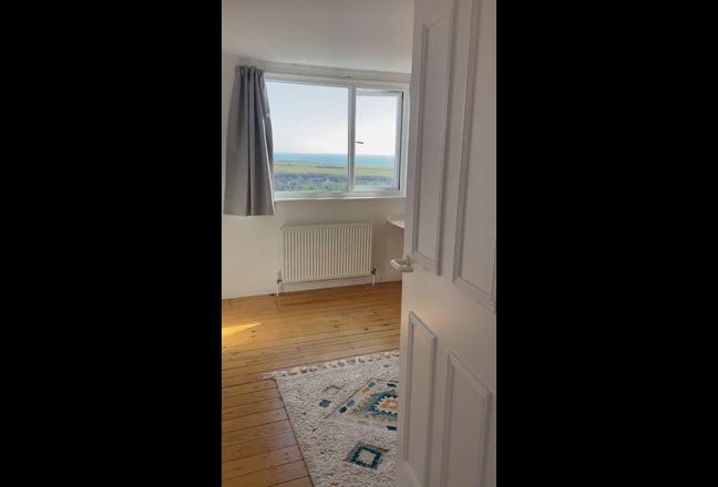 Sea View Home - short let  Main Photo