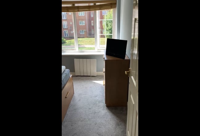 Newly furnished Double Room with own bathroom Main Photo