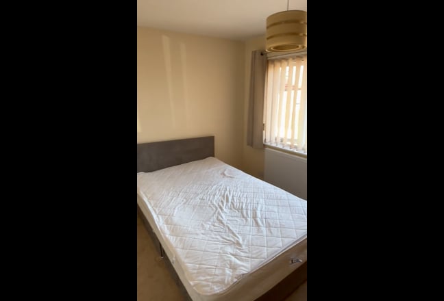Shared House 5 mins walk to Bristol Airport Main Photo