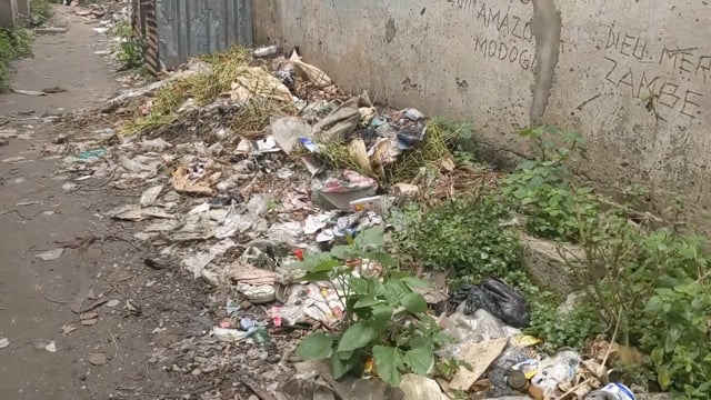 Des rues transformées en poubelle