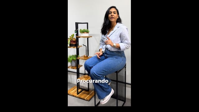 Banqueta NIPPON - Feito em aço e estofado aquablock