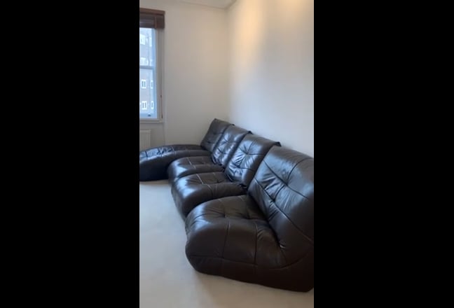 Bright and Spacious Room (from Nov 2025)  Main Photo