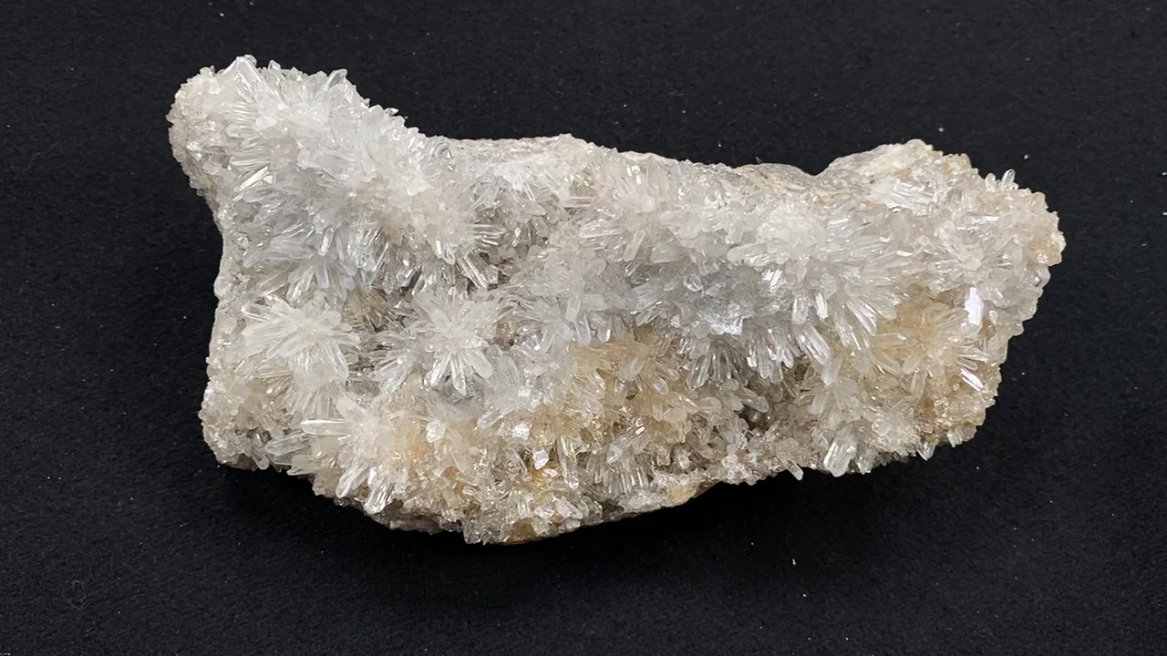 クリスタル クラスター(1.73kg/20×11×7cm) NO.105【1点もの】 - 天然石