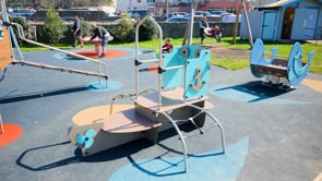 Kis csónak J2615 játszóterek tematikus játszótéri eszközök vízi video