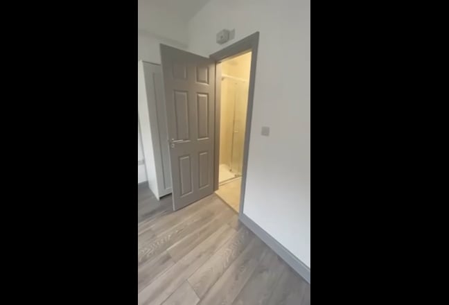 Video 1: Kitchen