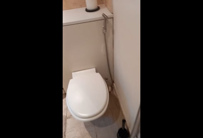 A fully Furnished studio ground floor - INC BILLS  Main Photo