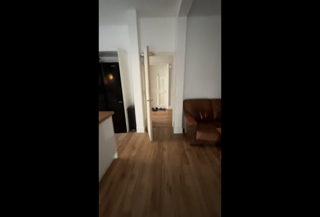 1 large double room in shared house Weston Super M Main Photo