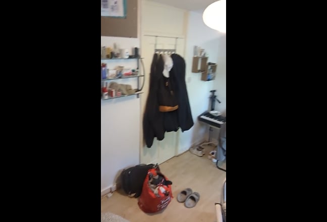 Video 1: room