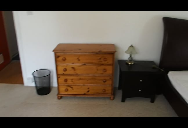 Spacious studio flat for rent. Must see. Main Photo