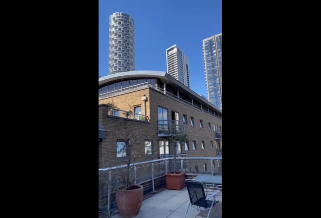 Canary Wharf-En-suite Master Room Renting！ Main Photo