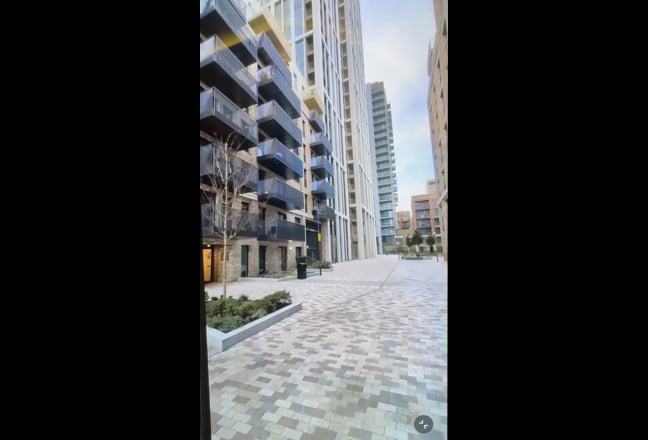 2 Bed 2 Bath Modern furnished - Canary Wharf Views Main Photo